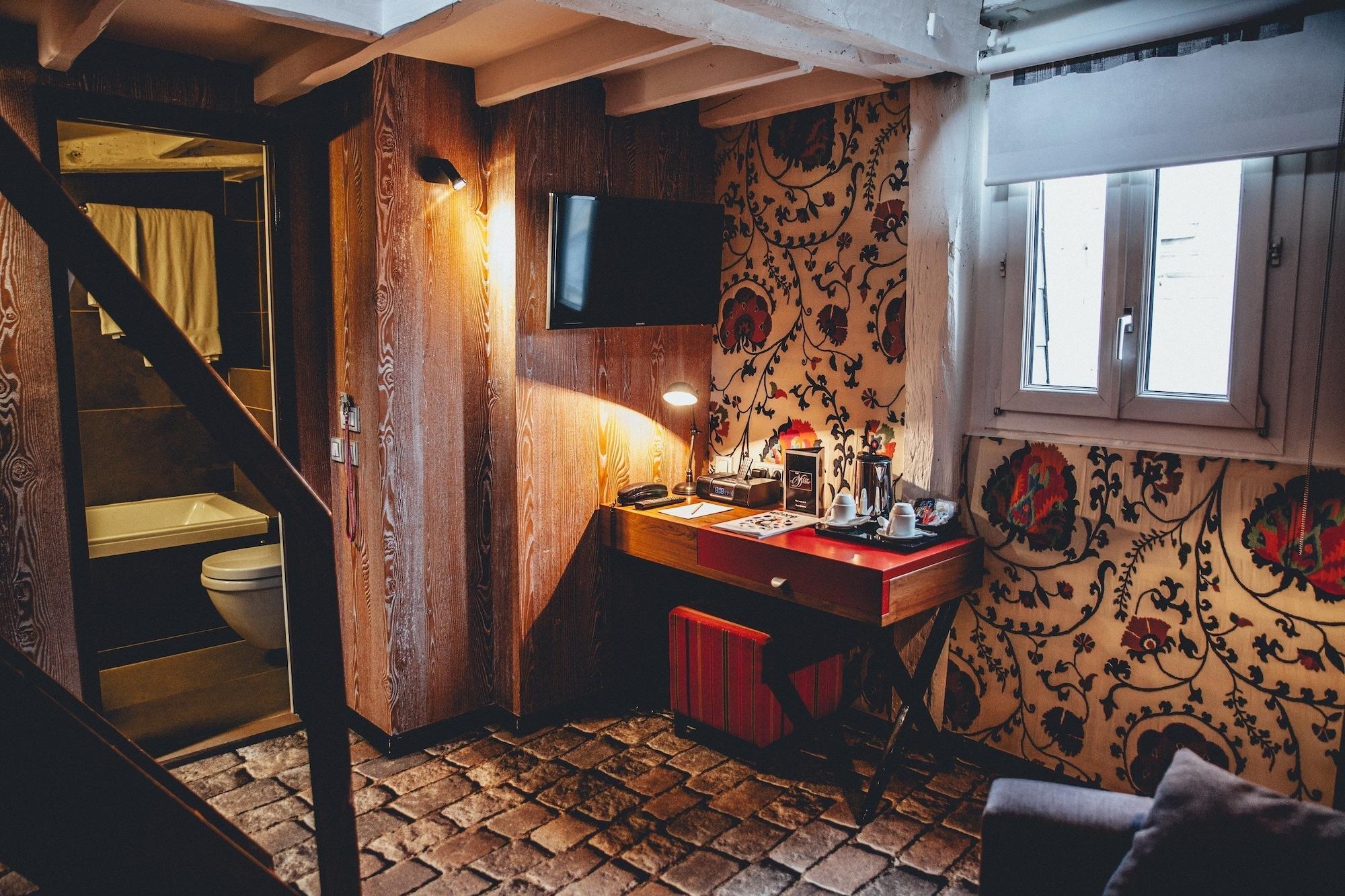 Hotel Le Notre Dame Saint Michel Parijs Buitenkant foto